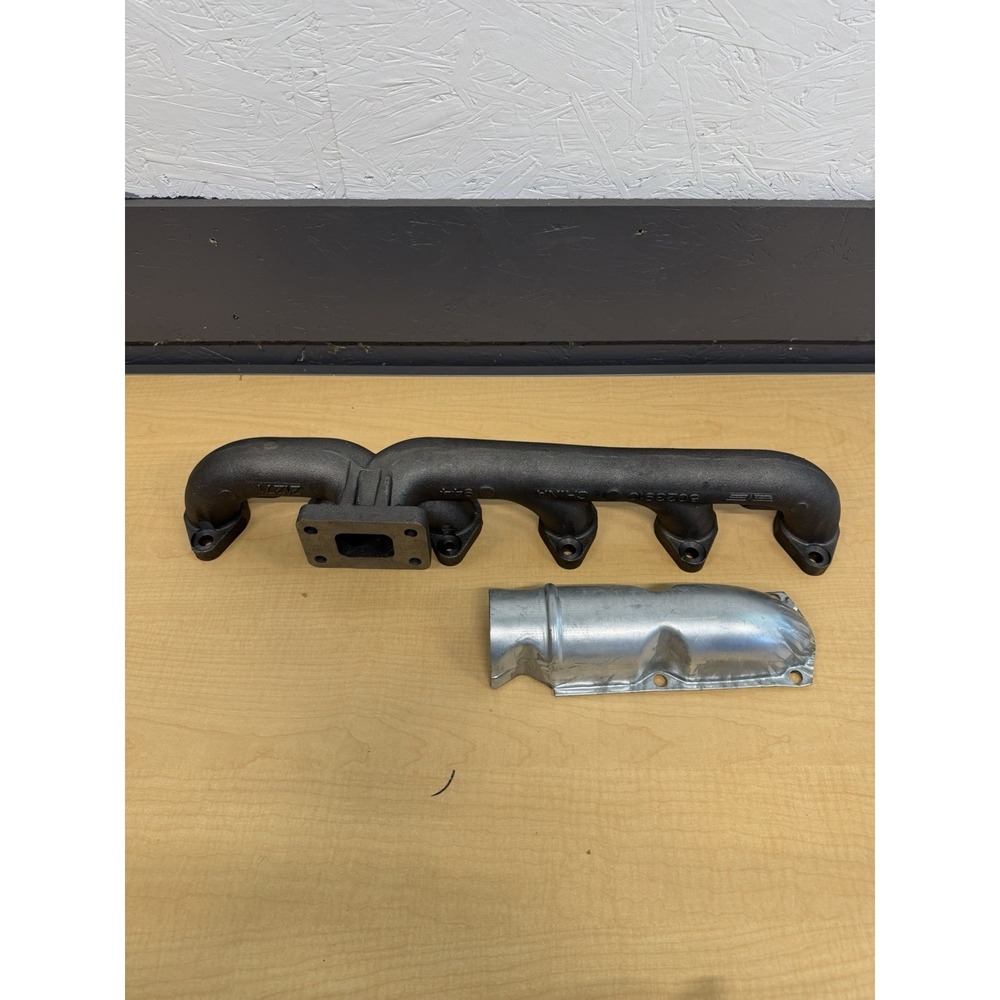 Direct Exhaust Manifold 674-910 Dodge - Ram Truck L6 5.9 (2004-2009) W/ Hardware